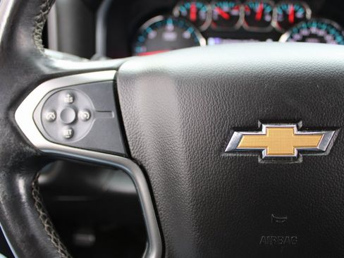 Used 2018 Chevrolet Silverado 1500 LT image 12