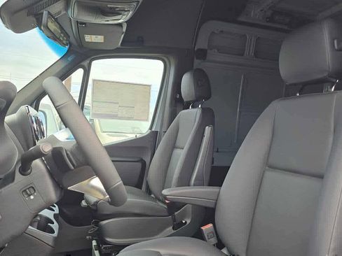 New 2026 Mercedes-Benz Sprinter 2500 image 25