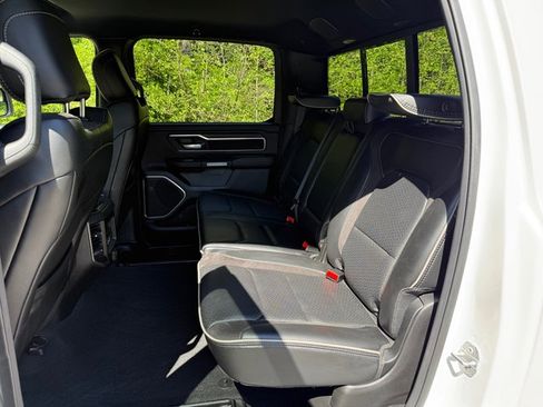 Used 2023 RAM 1500 Laramie AWD/4WD image 16
