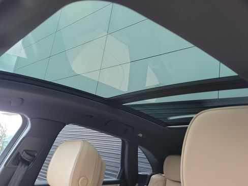 New 2026 Porsche Macan image 36