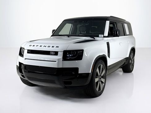 New 2026 Land Rover Defender 130 V8 AWD/4WD image 1