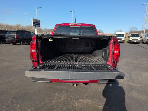 Used 2019 Chevrolet Colorado LT w/ LT Convenience Package image 5