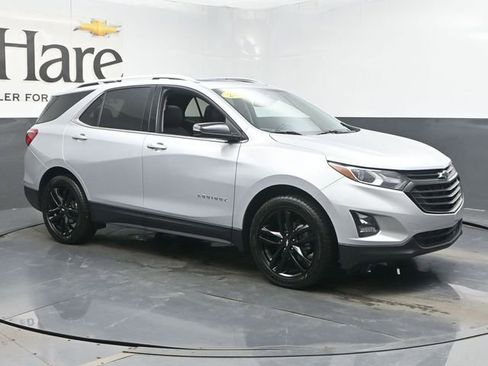 Used 2020 Chevrolet Equinox LT w/ Sport Edition FWD image 6