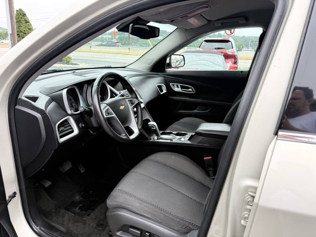 Used 2014 Chevrolet Equinox LT w/ Driver Convenience Package AWD/4WD image 10