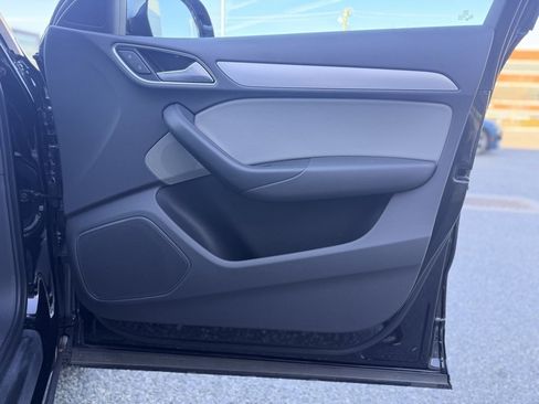 Used 2016 Audi Q3 2.0T Premium Plus image 24