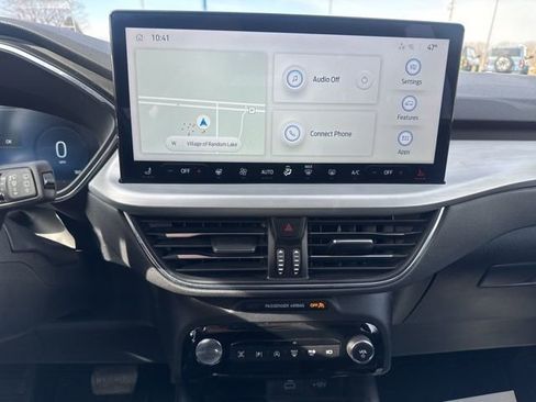 Used 2023 Ford Escape Platinum w/ Premium Technology Package image 32