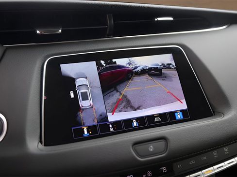 Certified 2023 Cadillac XT4 Premium Luxury w/ Technology Package image 17