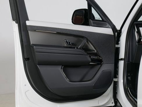 New 2026 Land Rover Range Rover Sport Dynamic SE AWD/4WD image 26