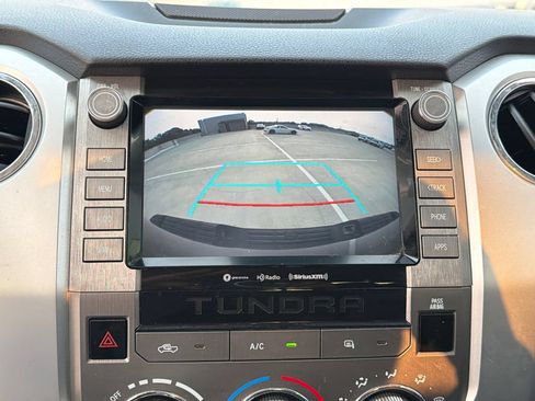 Used 2020 Toyota Tundra SR5 w/ SR5 Convenience Package AWD/4WD image 30