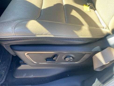 Used 2019 RAM 1500 Limited AWD/4WD image 18