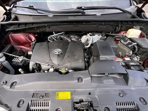 Used 2017 Toyota Highlander Plus image 9