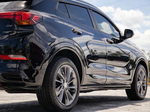 Used 2020 Buick Encore GX Preferred w/ Sport Touring Package FWD image 16