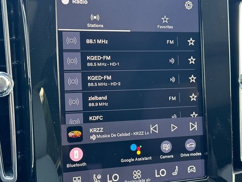 New 2026 Volvo XC40 B5 Plus w/ Protection Package Premier image 20