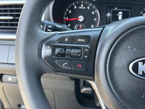 Used 2017 Kia Sorento L FWD image 36