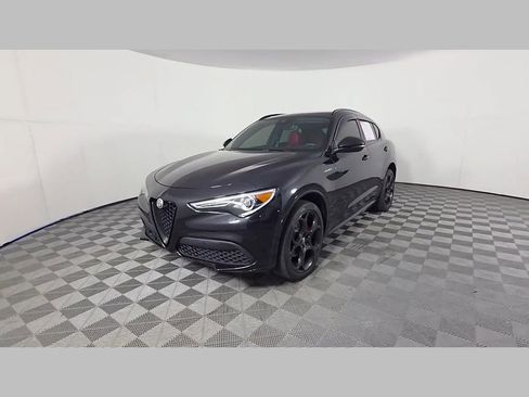 Used 2022 Alfa Romeo Stelvio Veloce AWD/4WD image 50