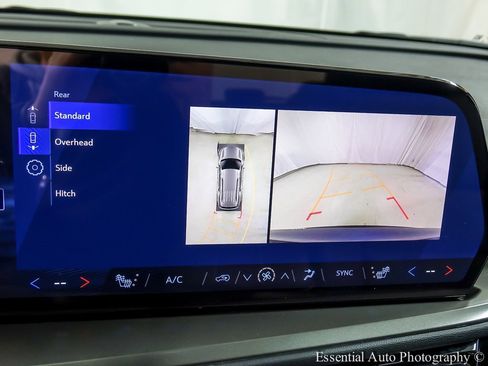 New 2026 Chevrolet Traverse LT w/ Driver Confidence Package image 16