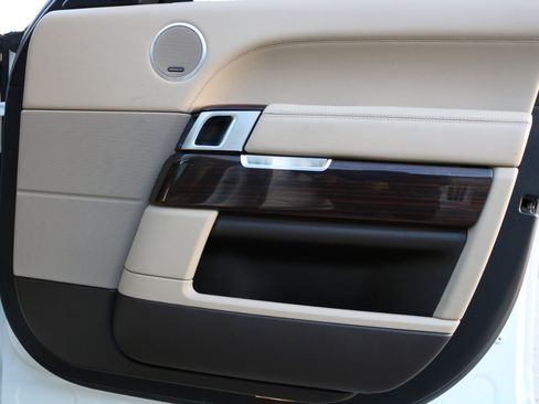 Used 2016 Land Rover Range Rover Supercharged image 45