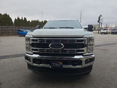 Certified 2024 Ford F350 XLT w/ FX4 Off-Road Package image 3