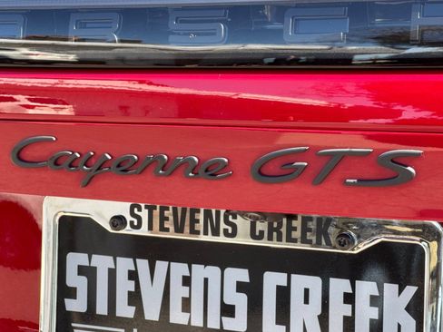 Used 2022 Porsche Cayenne GTS AWD/4WD image 28