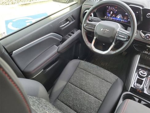 Used 2024 Chevrolet Colorado Z71 w/ Z71 Convenience Package 2 image 14