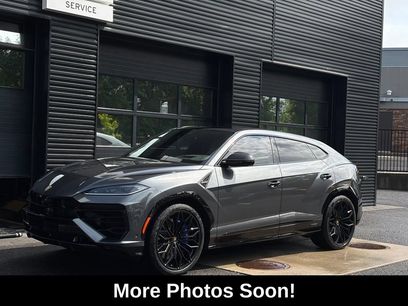 Used 2025 Lamborghini Urus SE