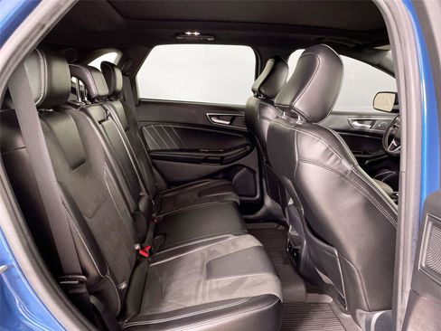 Used 2020 Ford Edge ST w/ Cold Weather Package AWD/4WD image 27