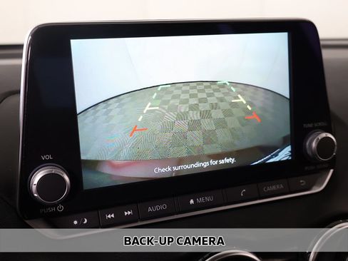 Used 2023 Nissan Sentra SV w/ All-Weather Package FWD image 5