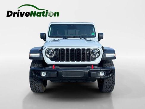 Used 2026 Jeep Gladiator Rubicon AWD/4WD image 2