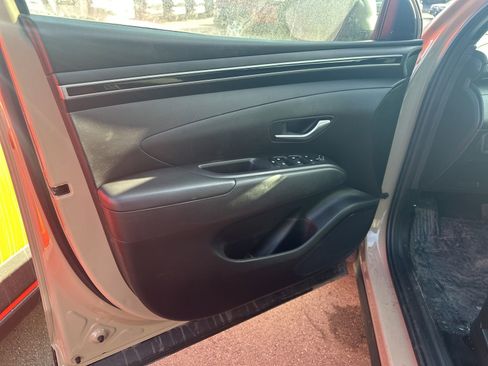 Used 2023 Hyundai Santa Cruz SEL Premium image 13