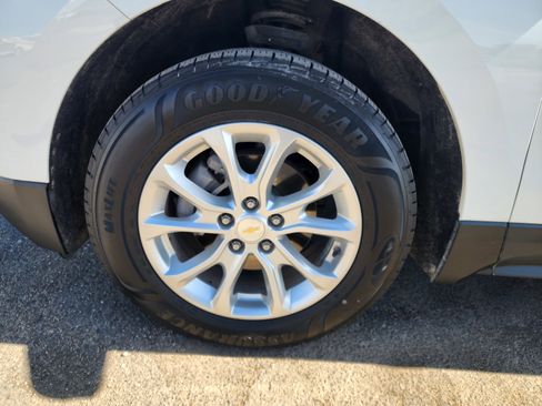 Used 2021 Chevrolet Equinox LT image 9