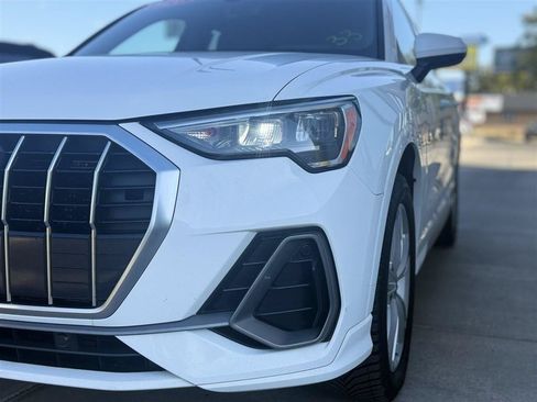 Used 2021 Audi Q3 2.0T Premium AWD/4WD image 9