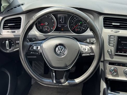 Used 2016 Volkswagen Golf SE w/ Lighting Package FWD image 15