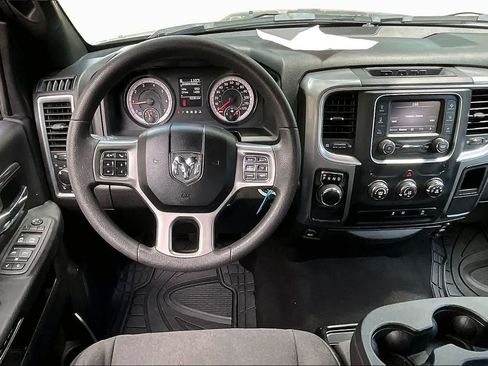 Used 2024 RAM 1500 Warlock RWD image 10