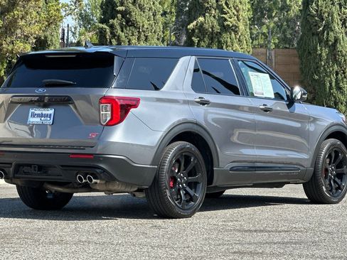 Used 2022 Ford Explorer ST w/ Equipment Group 401A AWD/4WD image 4