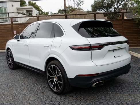 Used 2021 Porsche Cayenne E-Hybrid image 7