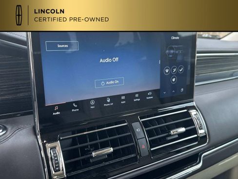 Used 2022 Lincoln Navigator Black Label image 23