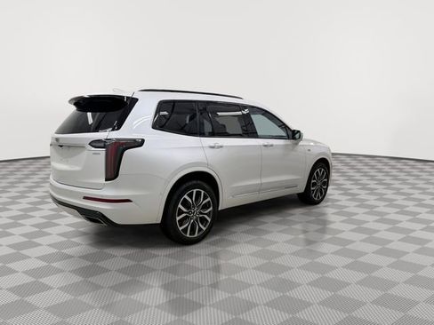 Certified 2025 Cadillac XT6 Sport w/ Platinum Package image 10