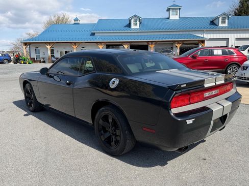 Used 2012 Dodge Challenger R/T Plus RWD image 6