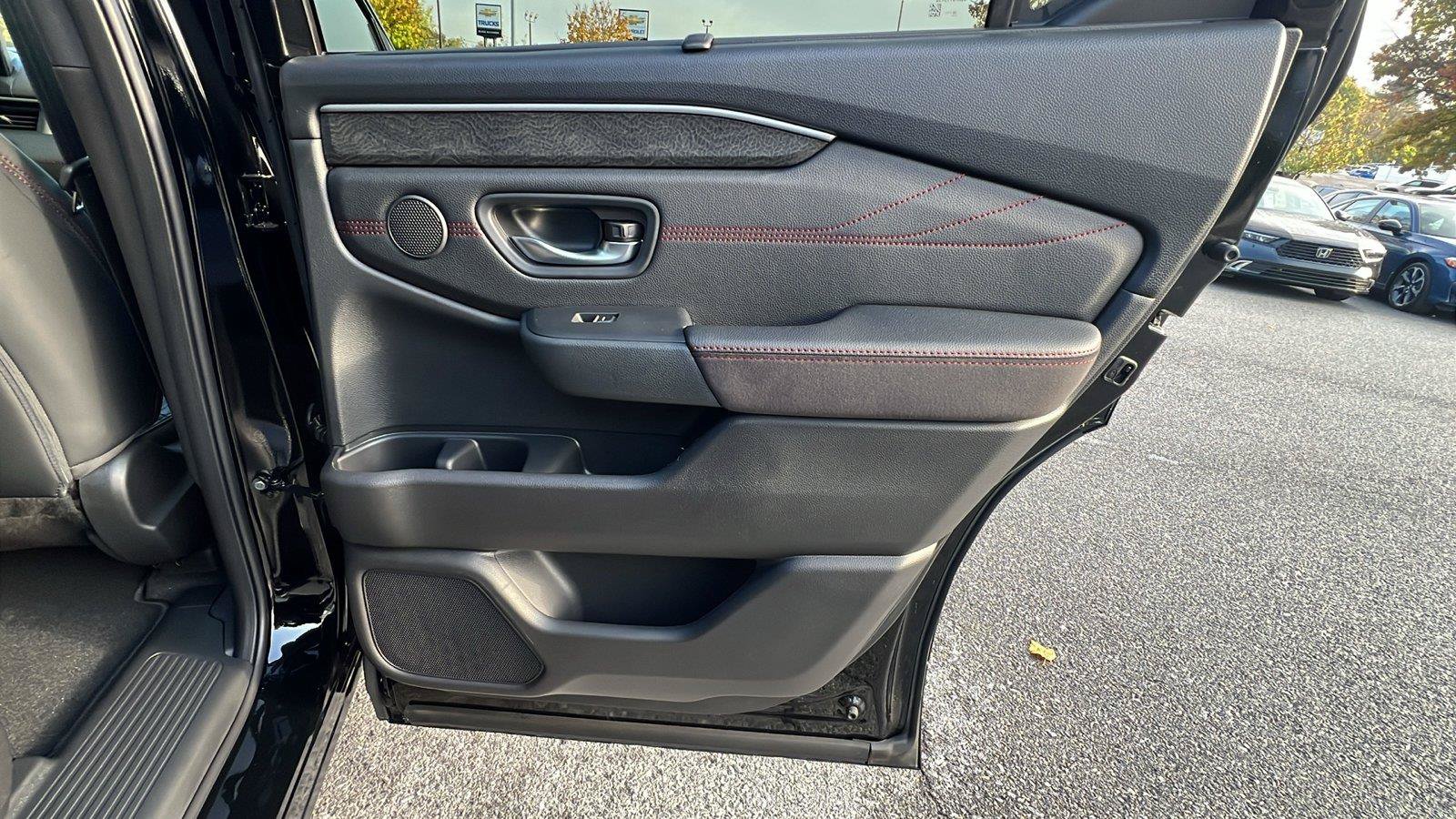 New 2026 Honda Pilot Black Edition image 14
