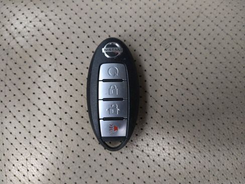 Used 2019 Nissan Murano SV w/ Premium Package FWD image 32