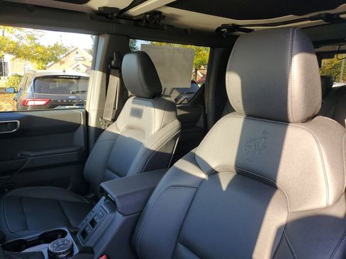 New 2025 Ford Bronco Big Bend w/ Black Diamond Package image 7