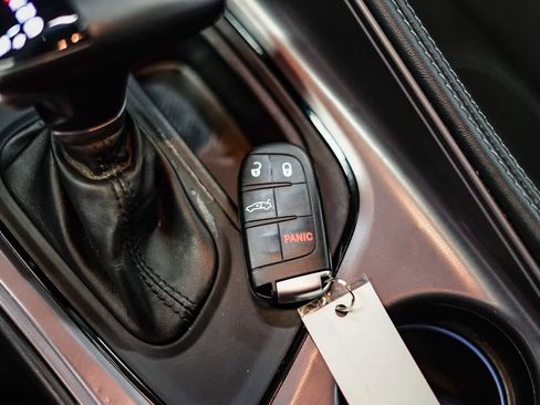 Used 2023 Dodge Challenger SXT image 21