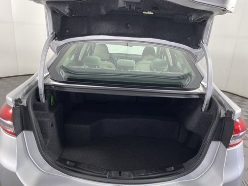 Used 2018 Ford Fusion S FWD image 31