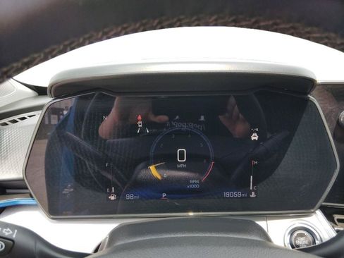 Used 2025 Chevrolet Trax LT w/ Driver Confidence Package FWD image 18