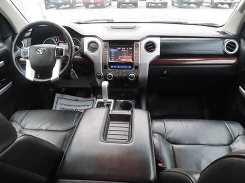 Used 2017 Toyota Tundra Limited AWD/4WD image 27