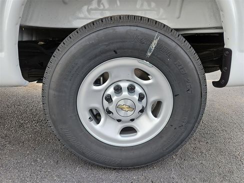 New 2025 Chevrolet Express 3500 Extended w/ Driver Convenience Package image 27