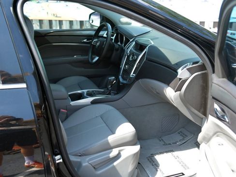 Used 2011 Cadillac SRX 2WD image 32