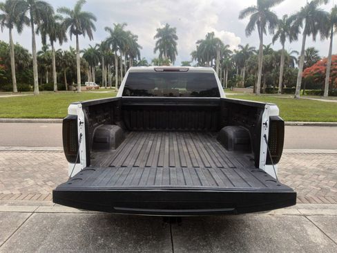 Used 2023 GMC Sierra 1500 Pro w/ Pro Value Package AWD/4WD image 44