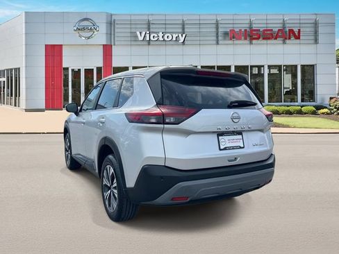 Used 2023 Nissan Rogue SV AWD/4WD image 5