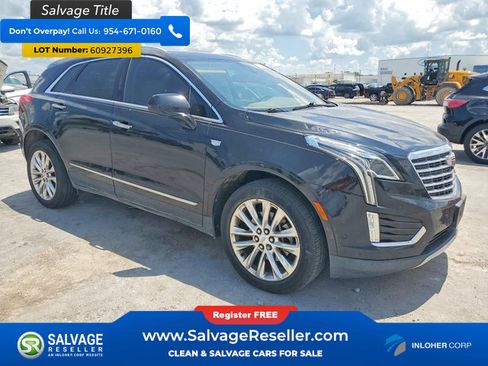 Used 2017 Cadillac XT5 Platinum w/ Driver Assist Package AWD/4WD image 5